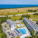 Feniks Seaside Apartment With Pool & Near Beach